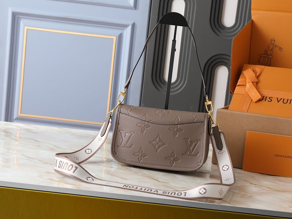 LV Diane Monogram Empreinte