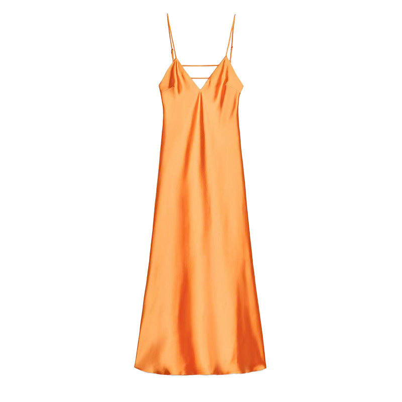Vestido Midi de Cetim Sem Costas com Alças Ajustáveis