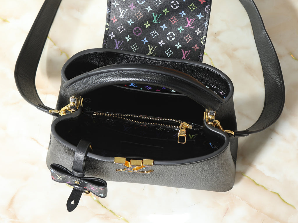 LV Capucines BB - Preto