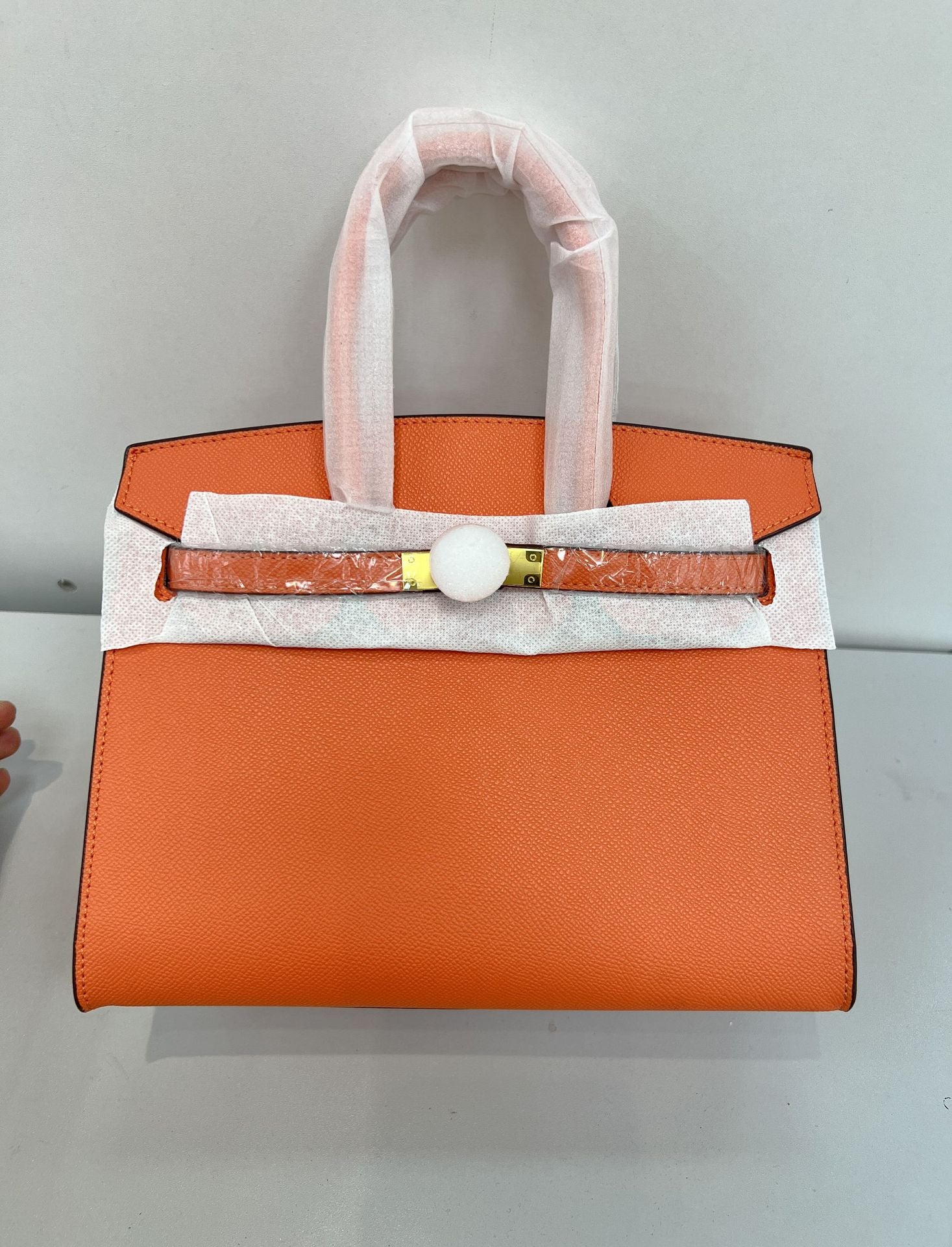 Retro Hard-Shell PVC Shoulder Handbag
