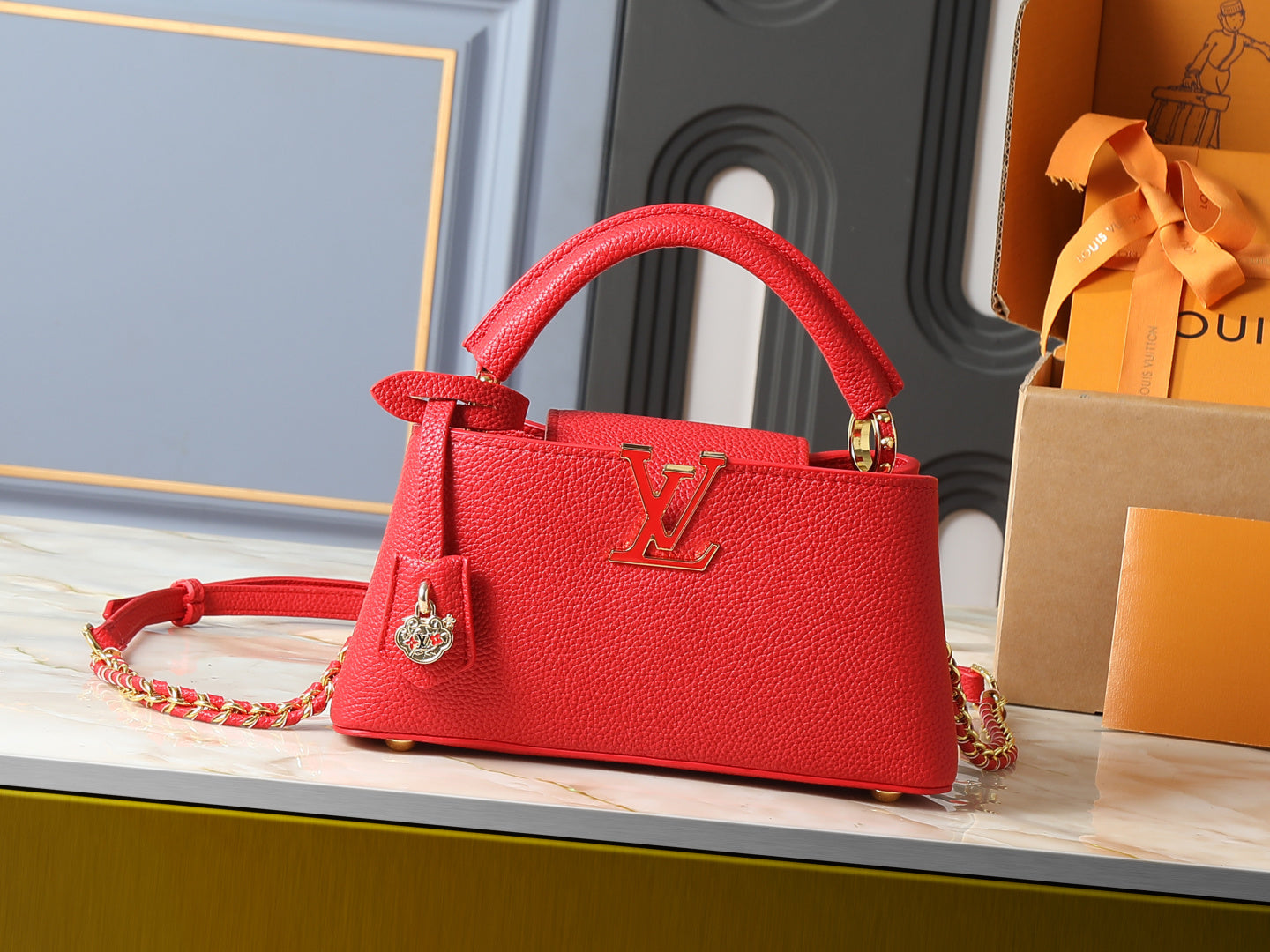 LV Capucines BB – Red
