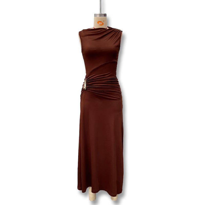 Vestido Maxi Sem Mangas de Cintura Alta com Detalhes Metalizados