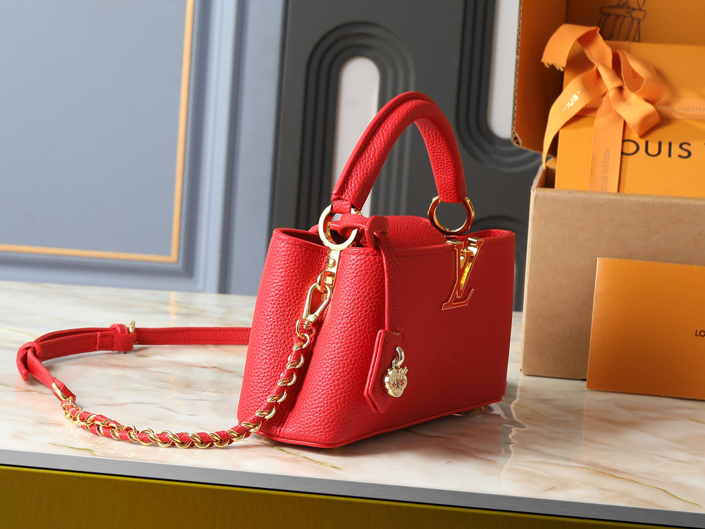 LV Capucines BB – Red