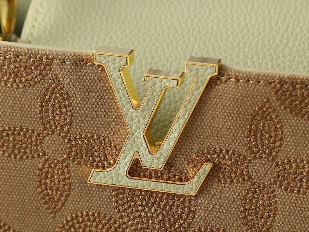 LV Capucines BB Castanha