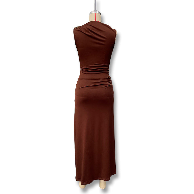 Vestido Maxi Sem Mangas de Cintura Alta com Detalhes Metalizados