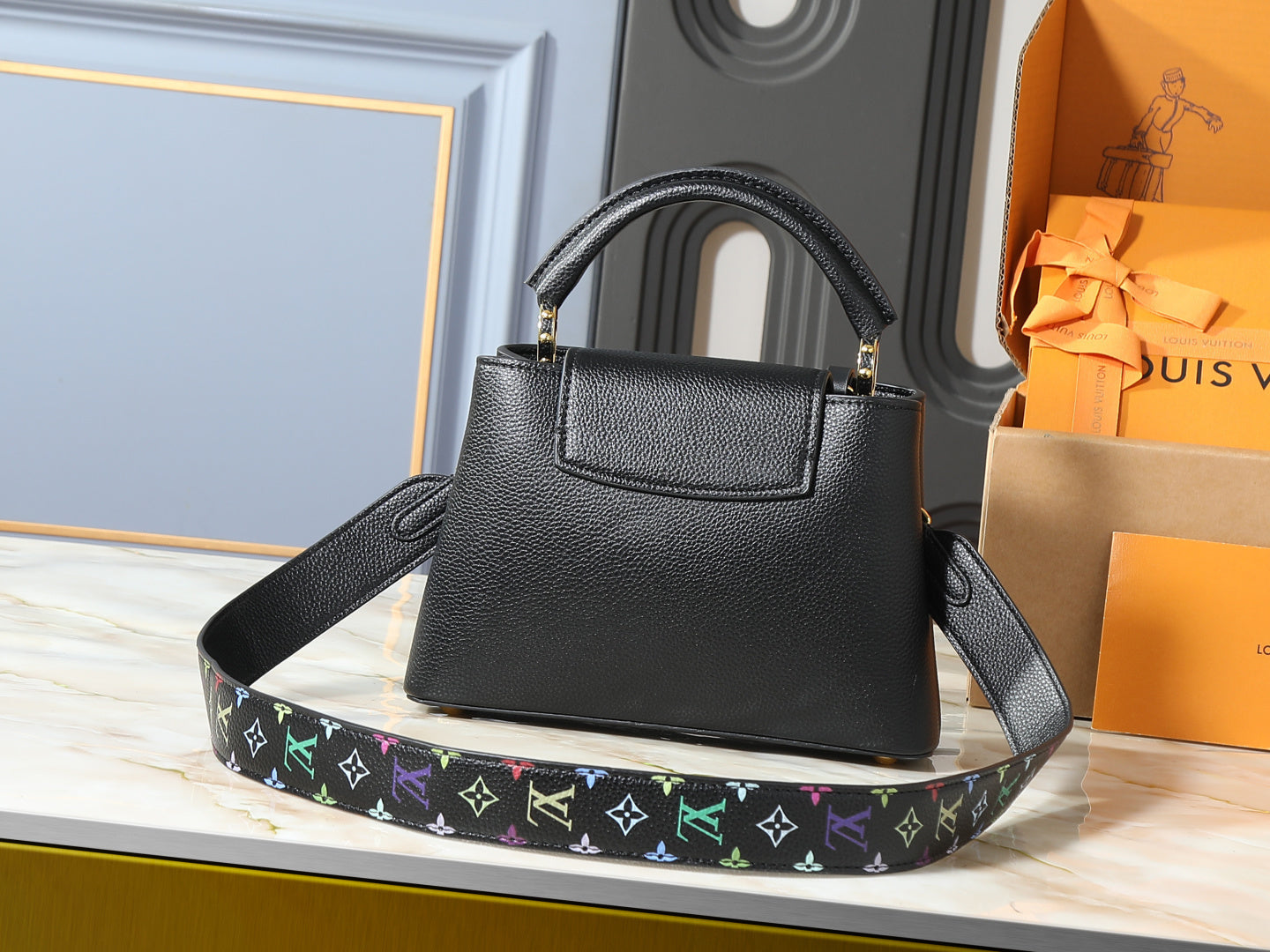 LV Capucines BB - Preto