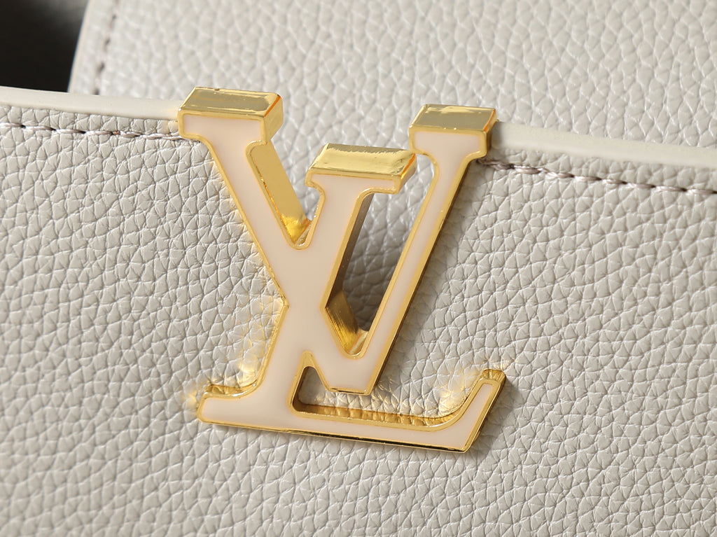 LV Capucines BB - Bege