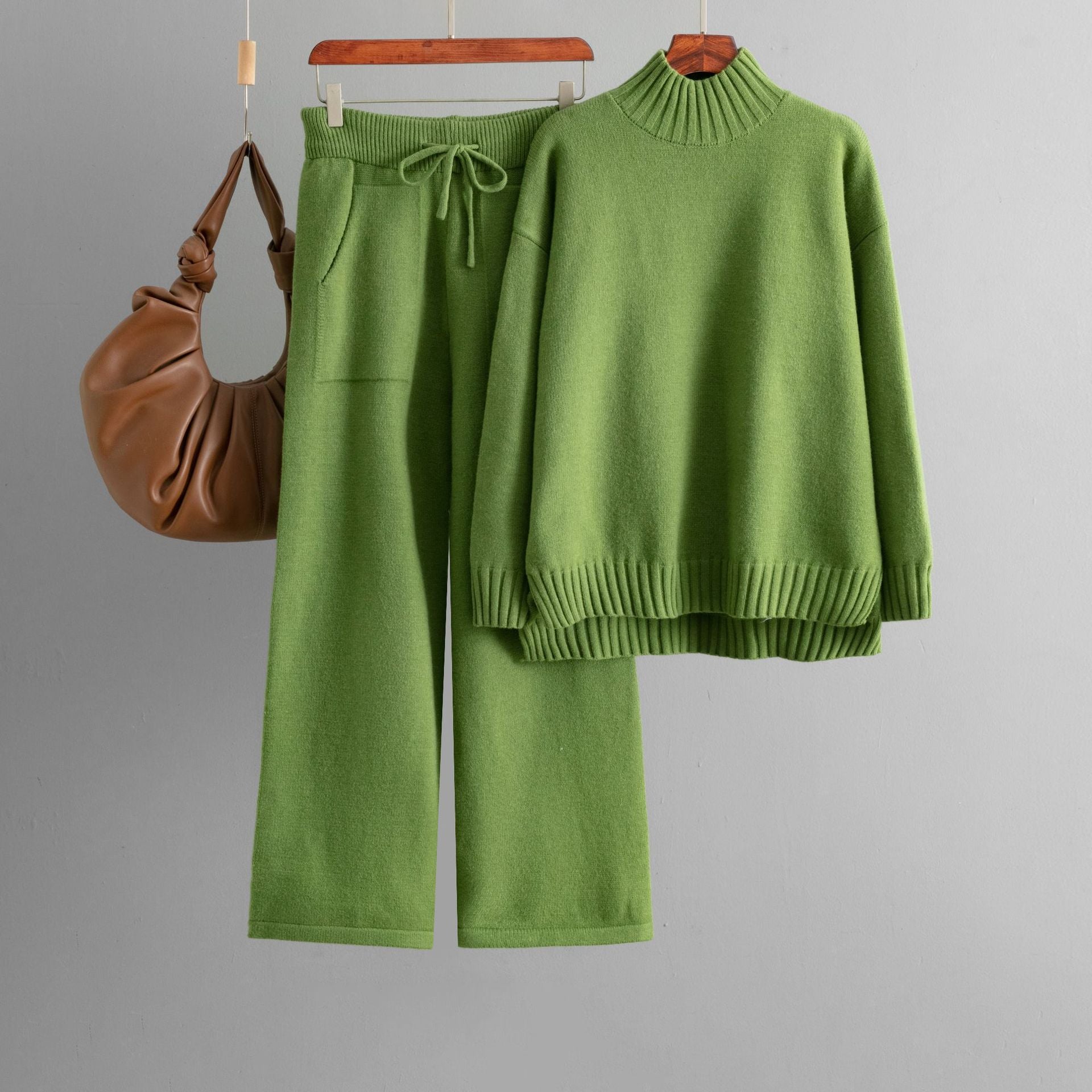 Premium Knit Two-Piece Set – Turtleneck Sweater & Wide-Leg Pants