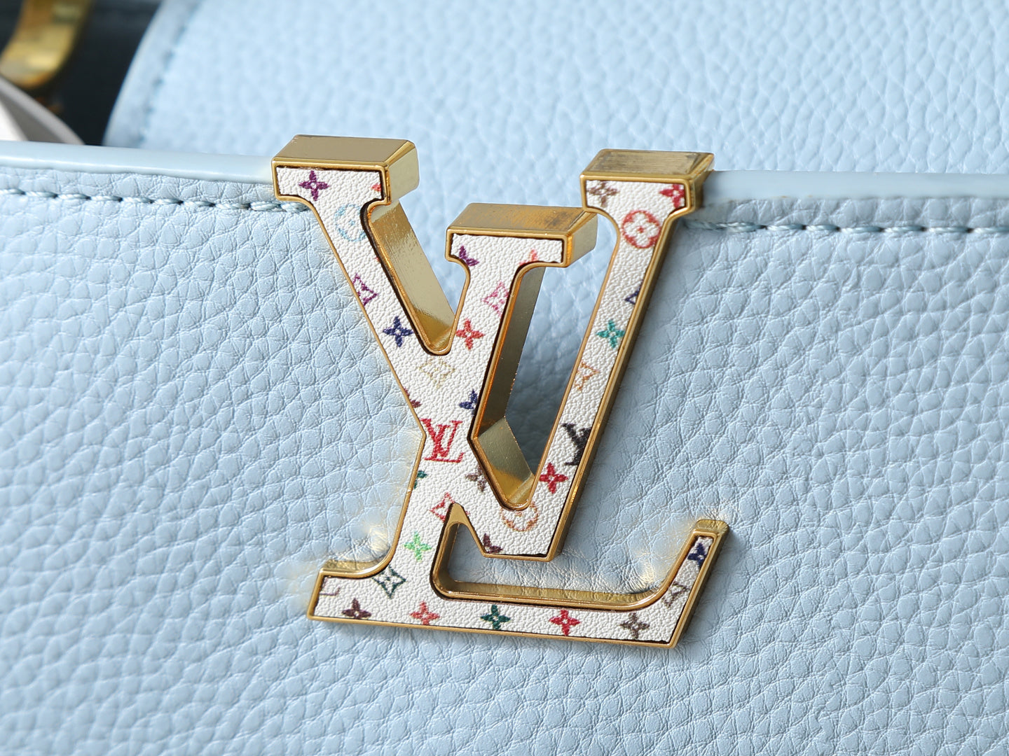 LV Capucines BB – Azul Bebé