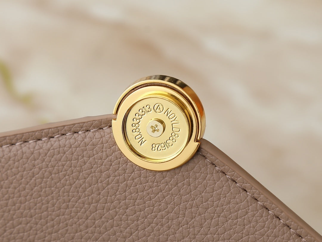 LV Rosy Mini Mala