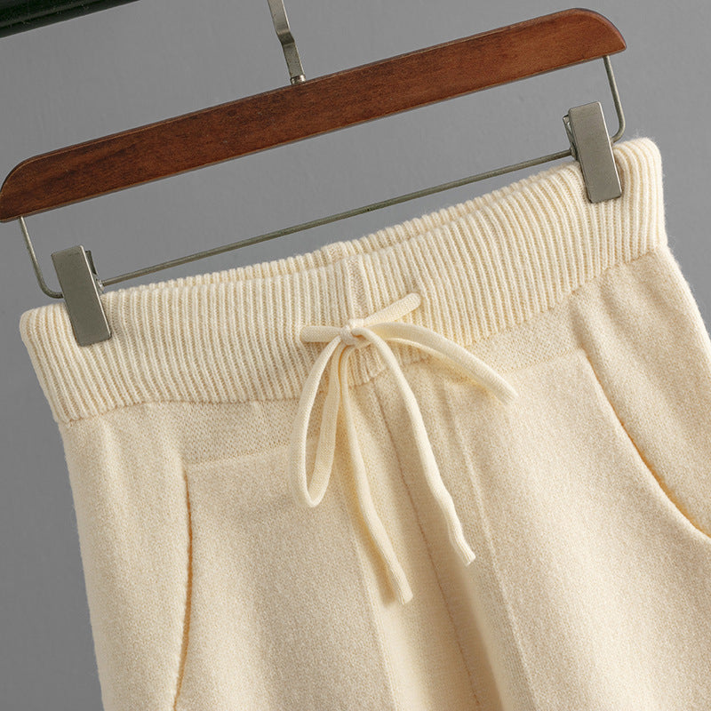 Conjunto de Duas Peças de Malha Premium – Camisola de Gola Alta e Calças de Perna Larga