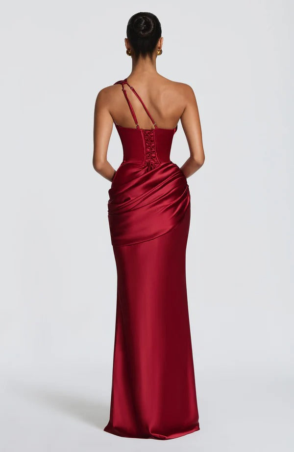 Vestido de Noite Assimétrico de Cetim