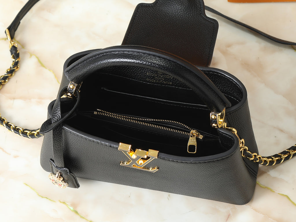 LV Capucines BB – Preto em Preto