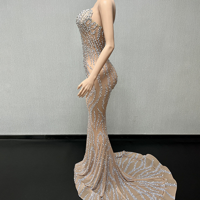 Vestido de Noite Comprido, Sem Alças, com Aplicações de Strass