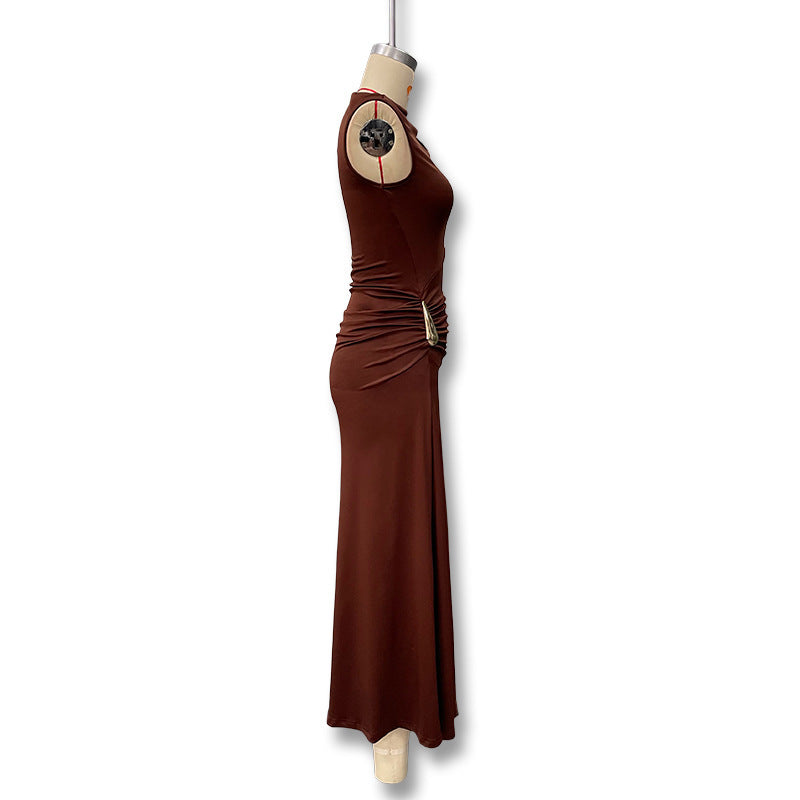Vestido Maxi Sem Mangas de Cintura Alta com Detalhes Metalizados