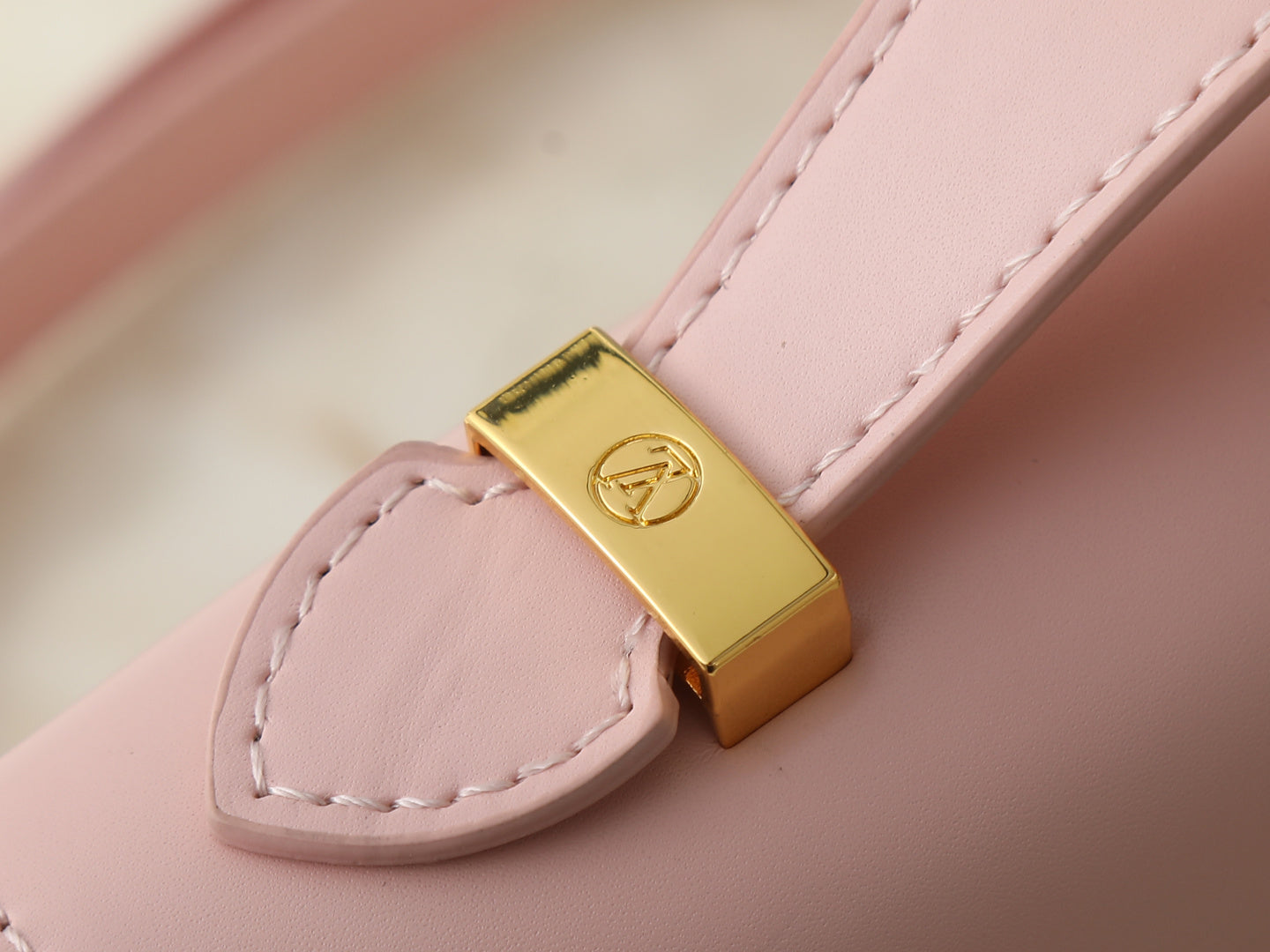 Mala LV Capucines com Porta-Moedas