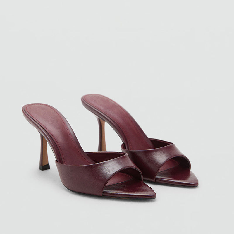 Sandálias Stiletto de Couro Envernizado com Biqueira Pontiaguda 8cm