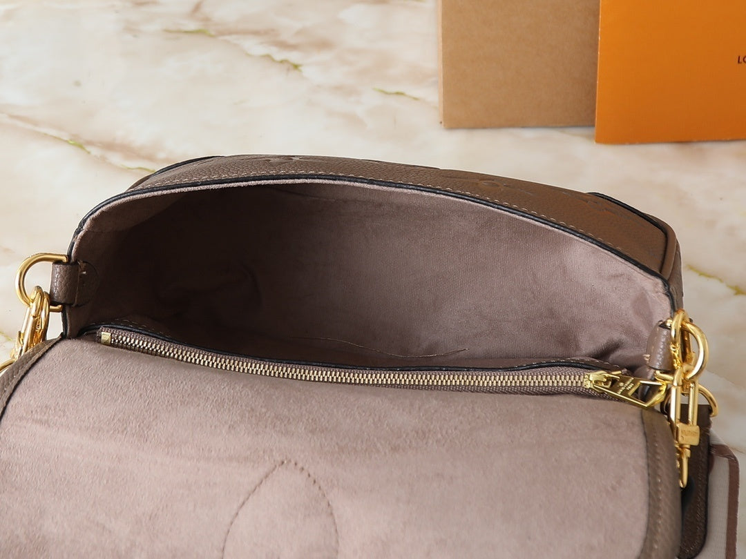 LV Diane Monogram Empreinte