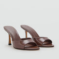 Sandálias Stiletto de Couro Envernizado com Biqueira Pontiaguda 8cm
