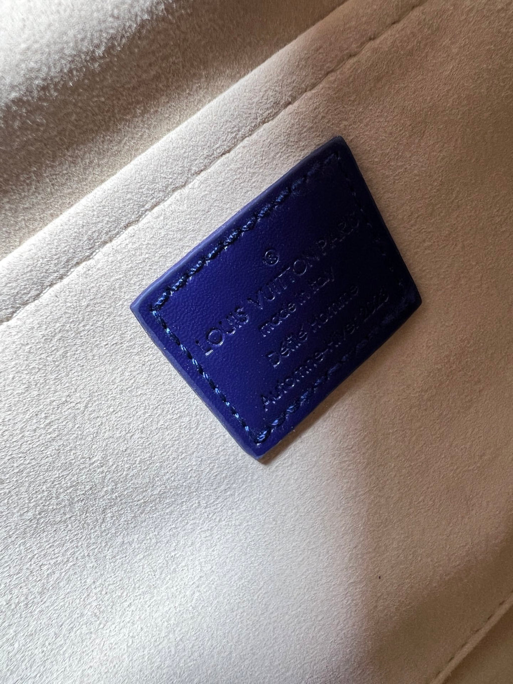 Mala Carteiro de Couro Açafrão