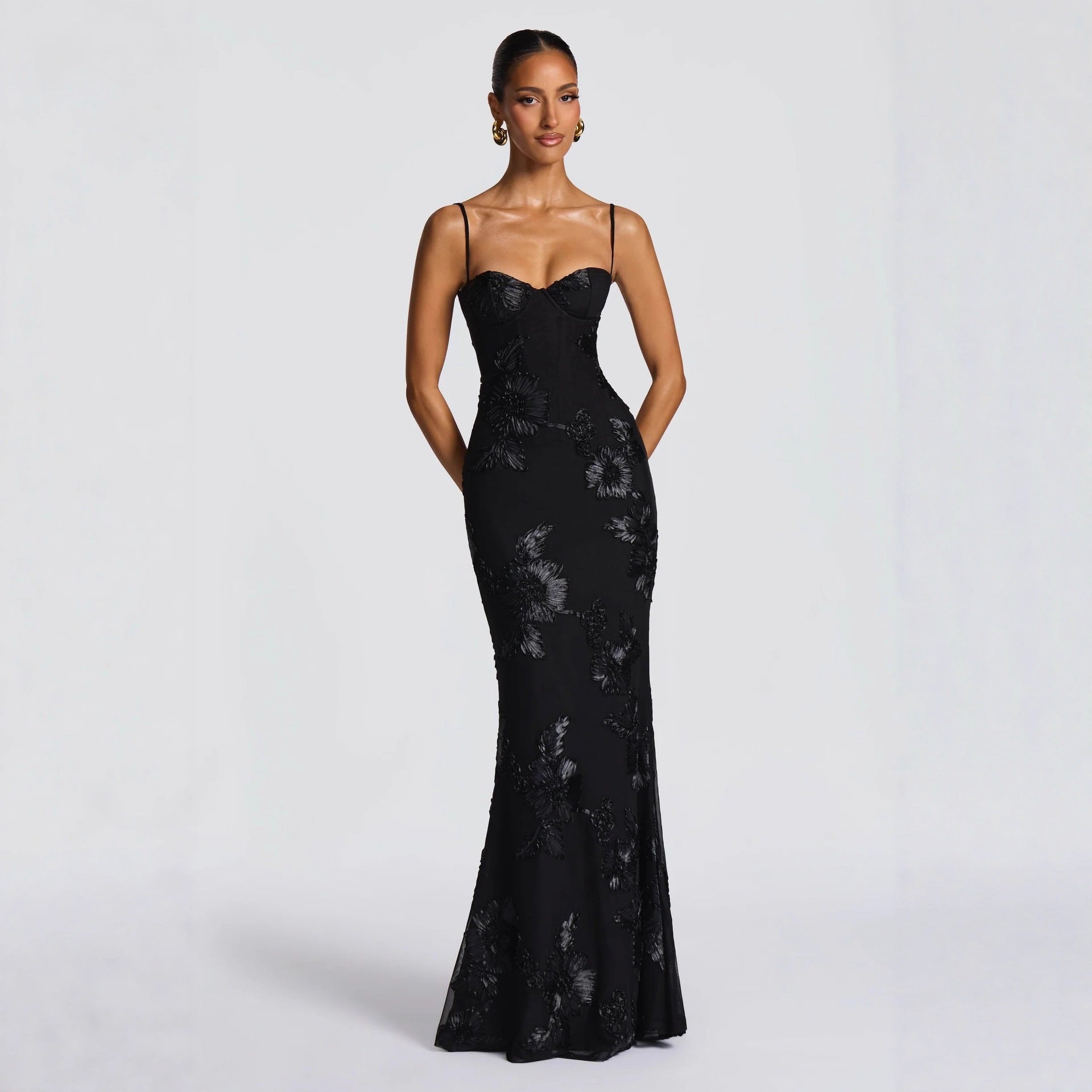 3D Floral Embroidery Backless Suspender Maxi Dress
