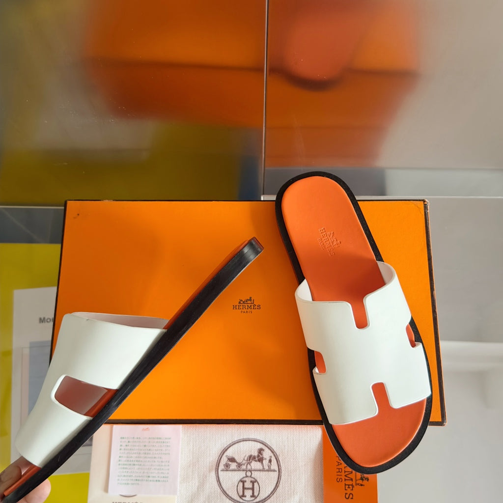 Sandália H-Appliqué em Pele de Vitelo Epsom