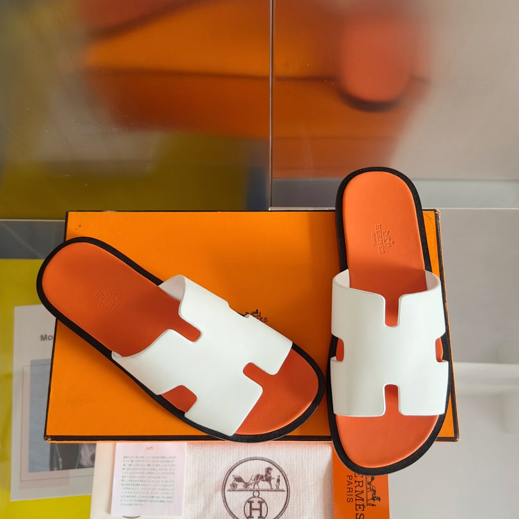 Sandália H-Appliqué em Pele de Vitelo Epsom