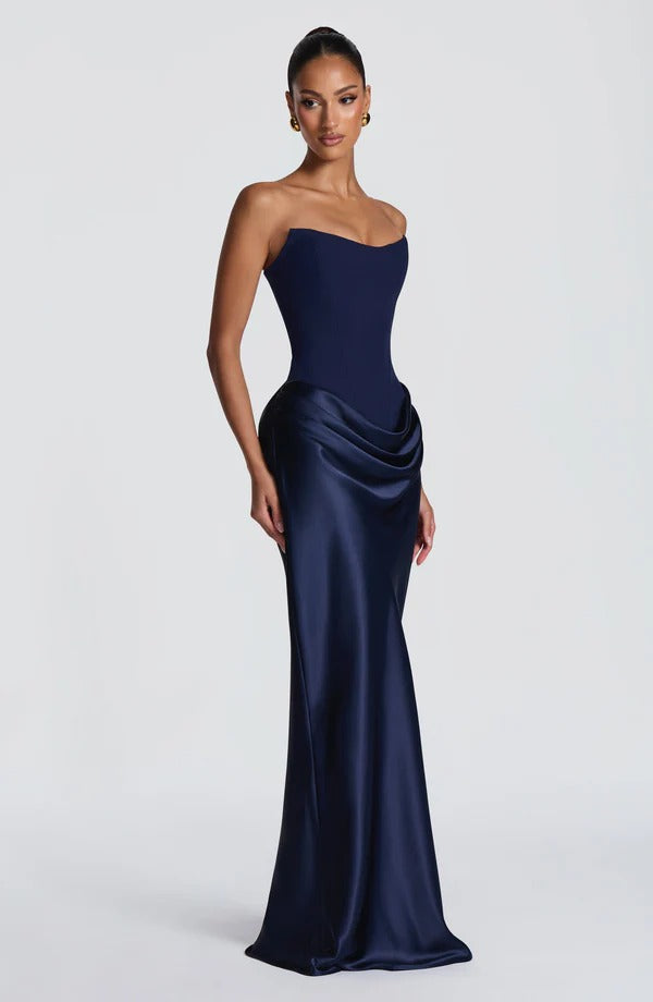 Vestido Comprido Justo Sem Mangas e Decote Bardot — Maison Luxe